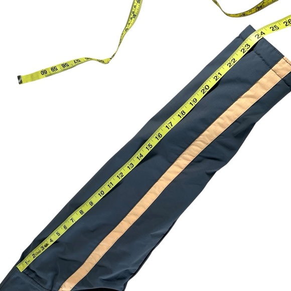 O'Neill Freedom Series 8k Snowboard Jacket Size XS Gray Waterproof Breathable - Picture 5 of 16